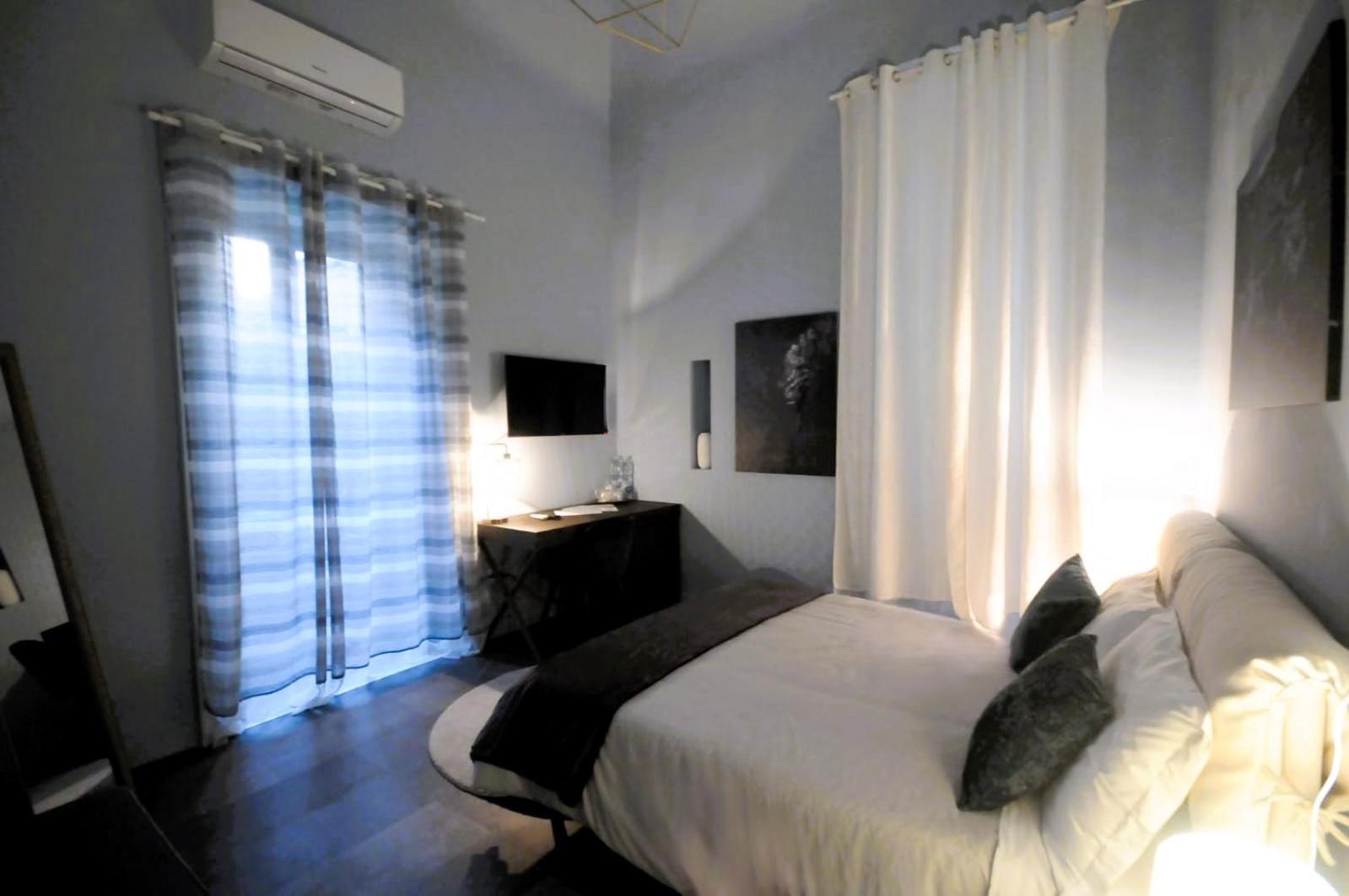 I PRINCIPI di CASADOR HOUSE HOTEL Milazzo Bagian luar foto